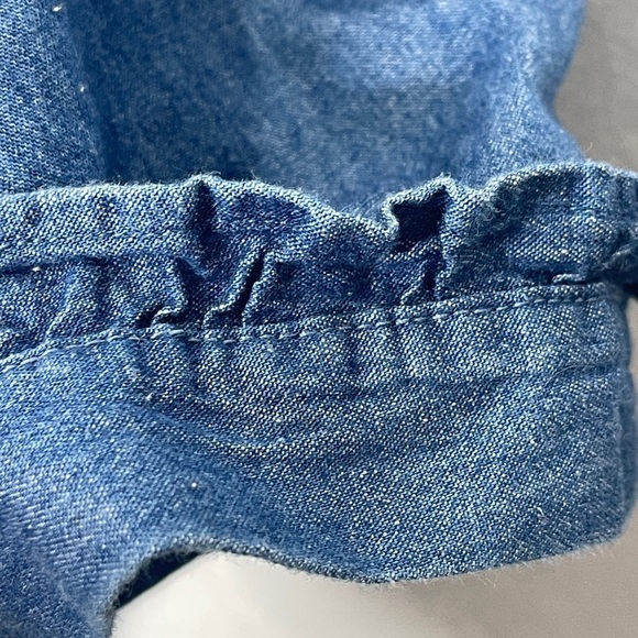 Draper James Heidi V-Neck Ruffle Sleeve Top in Chambray Size XL - Picture 6 of 6